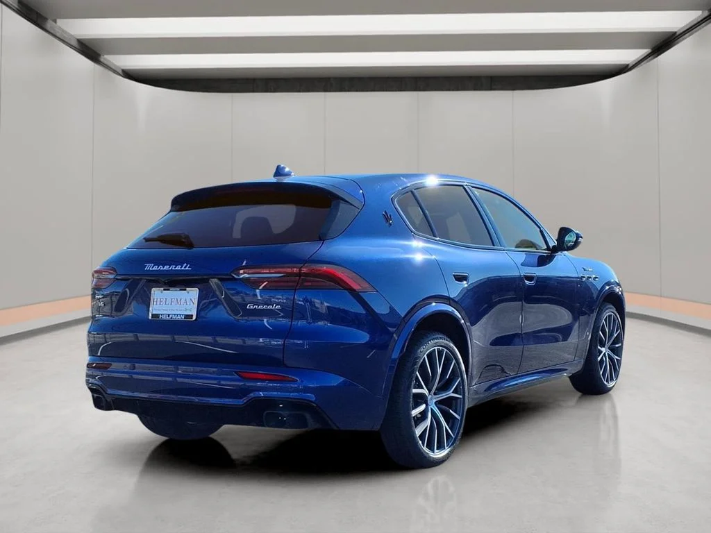 2026 Maserati Grecale Modena V6 - Photo 6