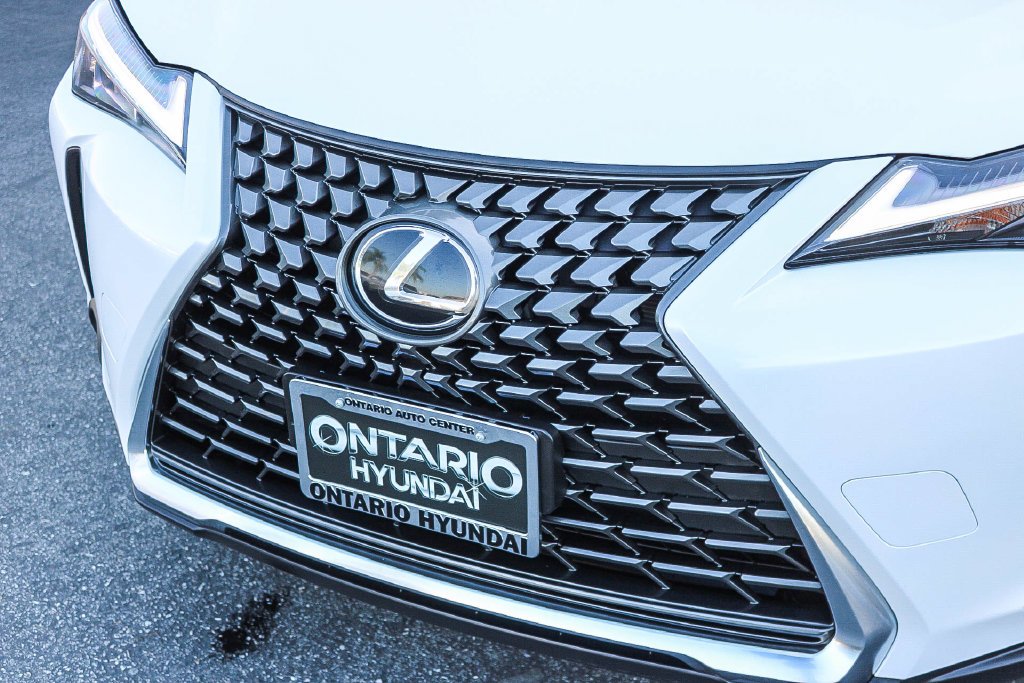 2025 Lexus UX Hybrid 300h - Photo 5