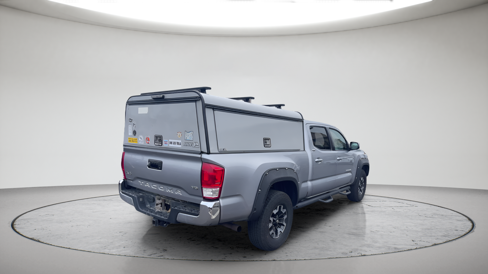 Used 2017 Silver Sky Metallic Toyota SR5 image 7