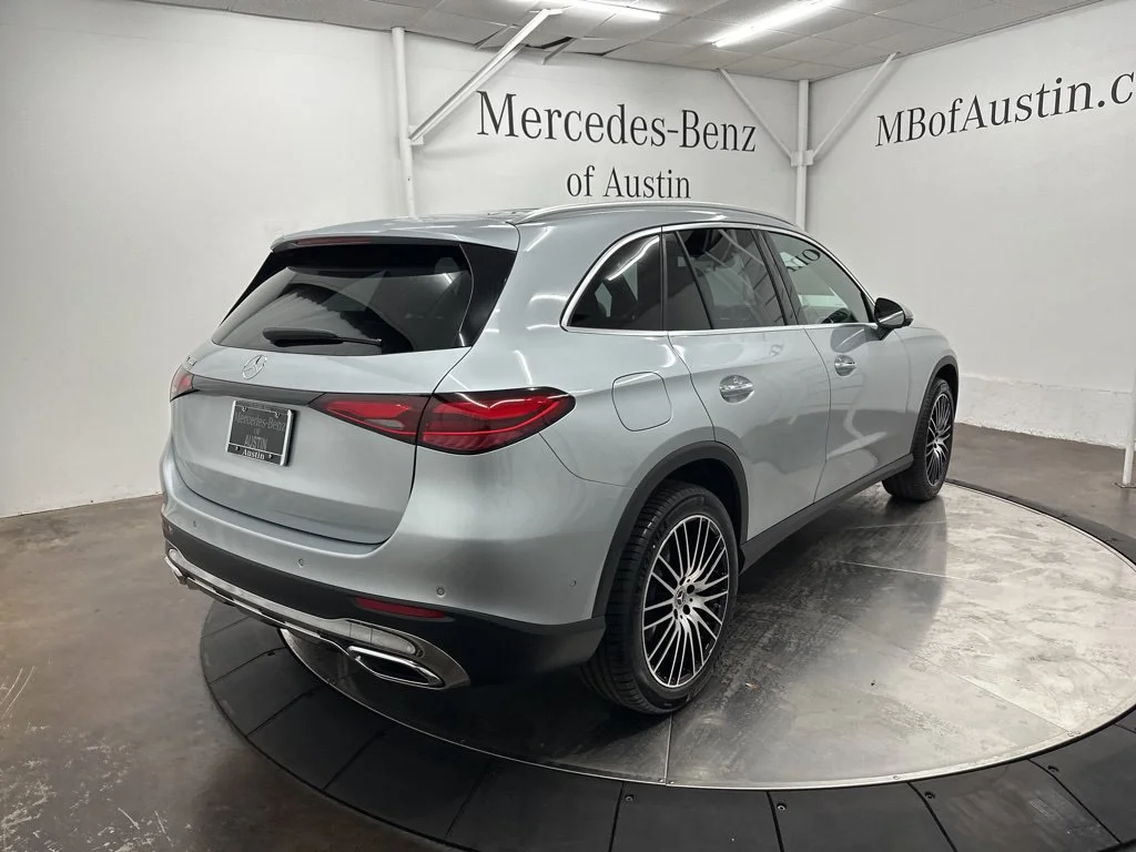 Used 2026 Silver Mercedes-Benz GLC 300 image 6