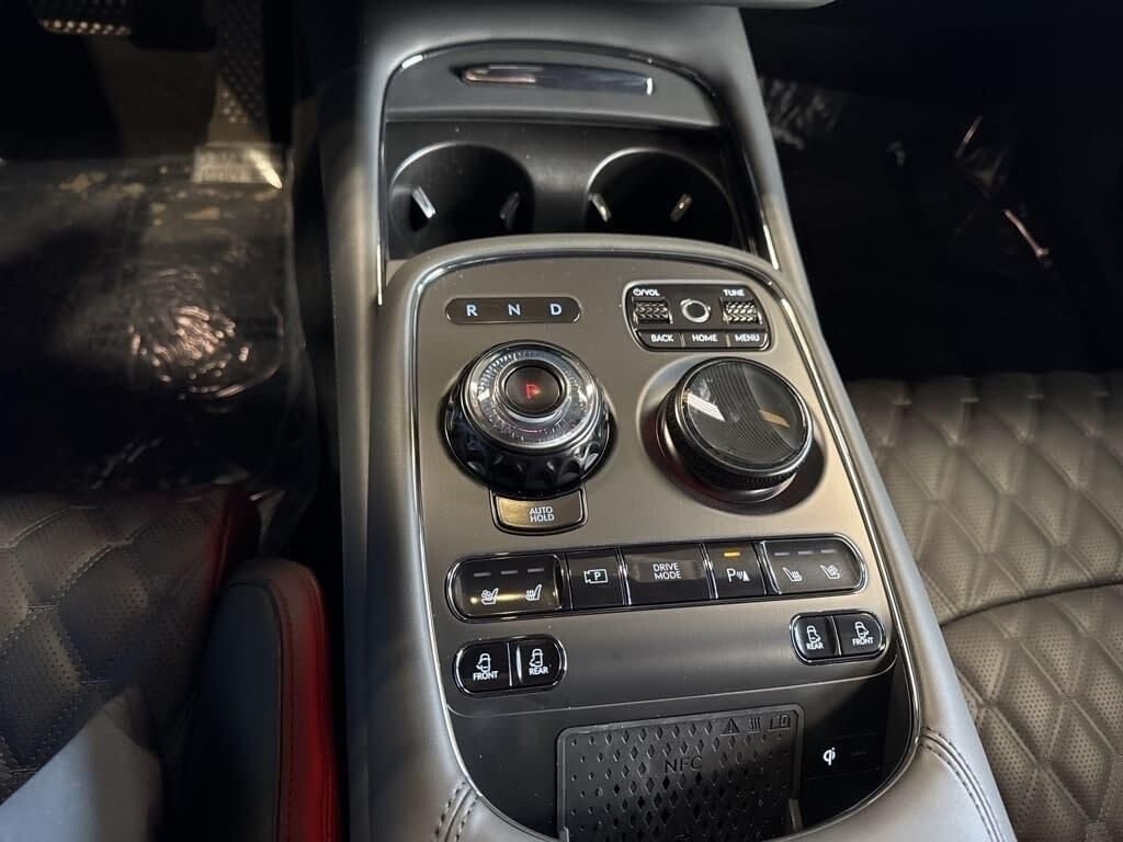 New 2026 White Genesis 3.5T E-SC MHEV PRESTIGE BLACK image 24