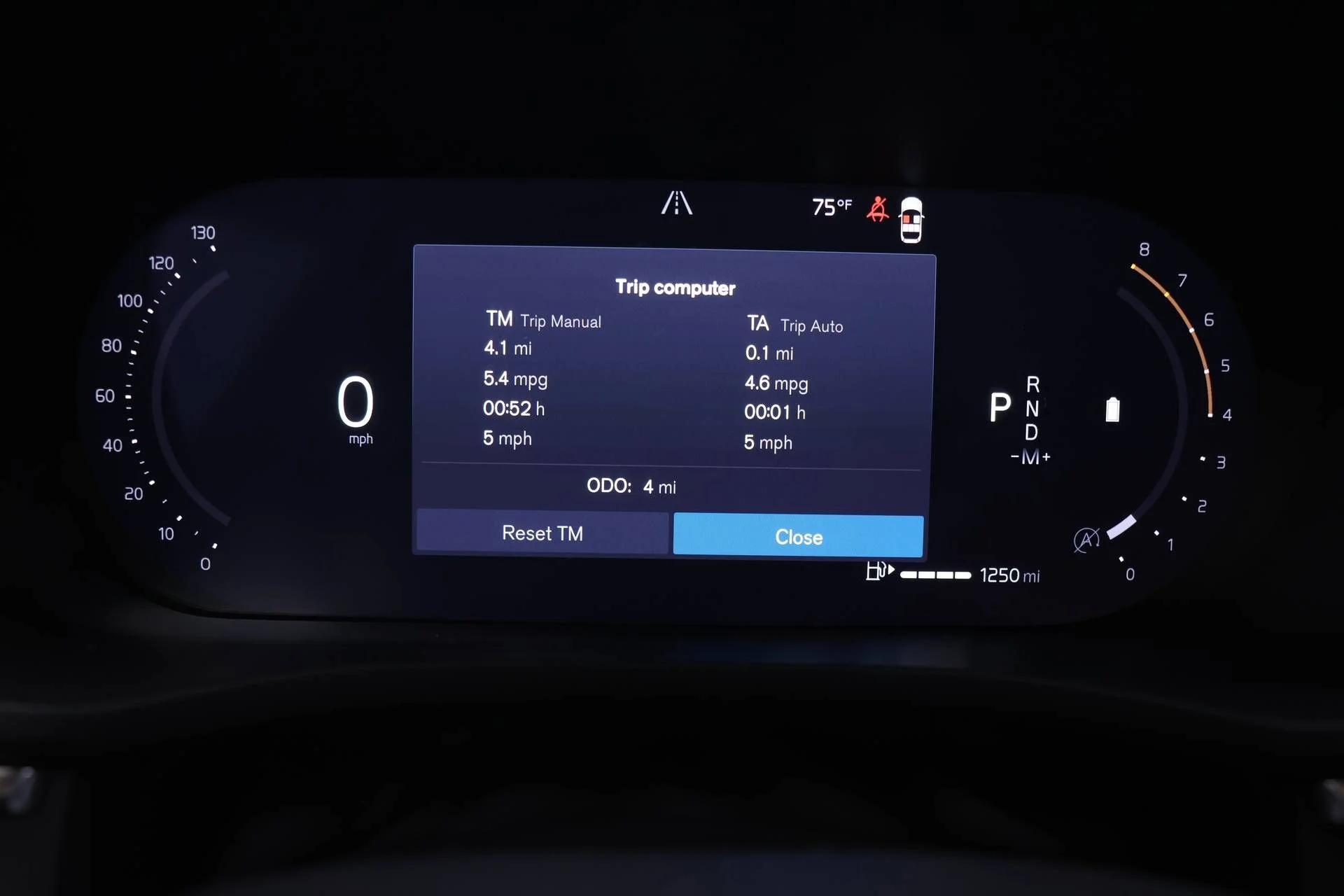 New 2026 Onyx Black Volvo Plus image 9