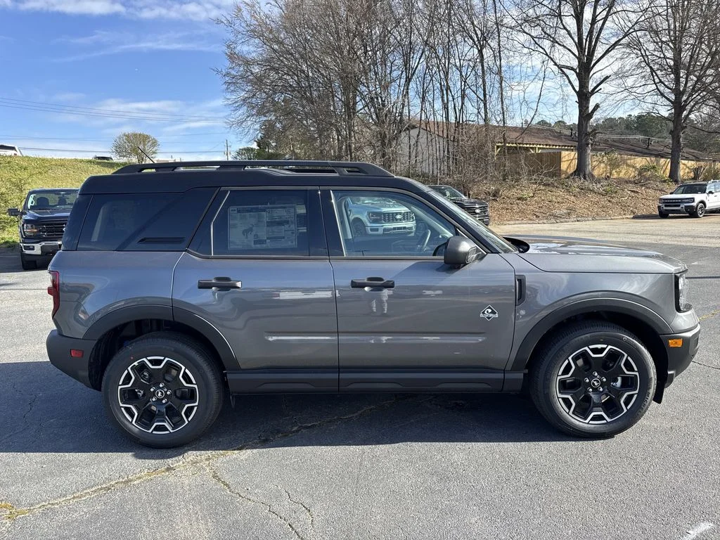 New 2026 Carbonized Gray Metallic Ford Outer Banks® image 8