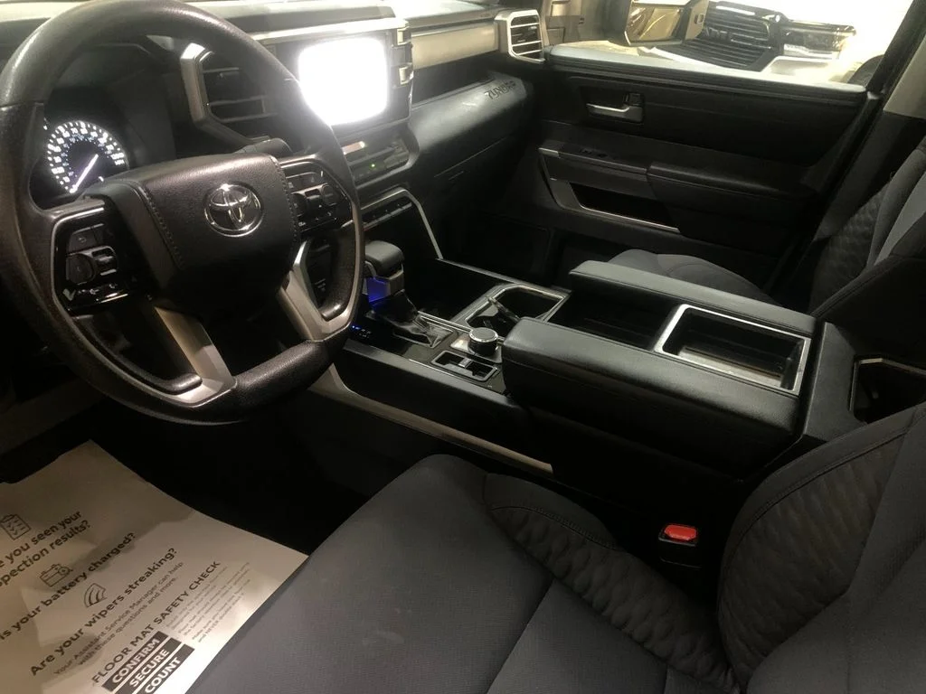 Used 2022 Gray Toyota SR5 image 9