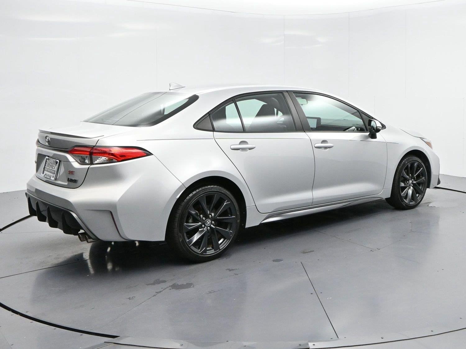 Used 2023 Silver Toyota SE image 7