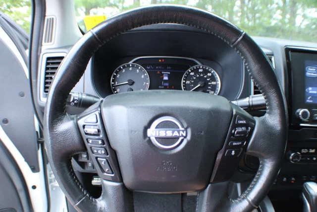 Used 2023 Glacier White Nissan SV image 10