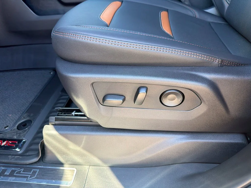 New 2026 Onyx Black GMC AT4 image 23