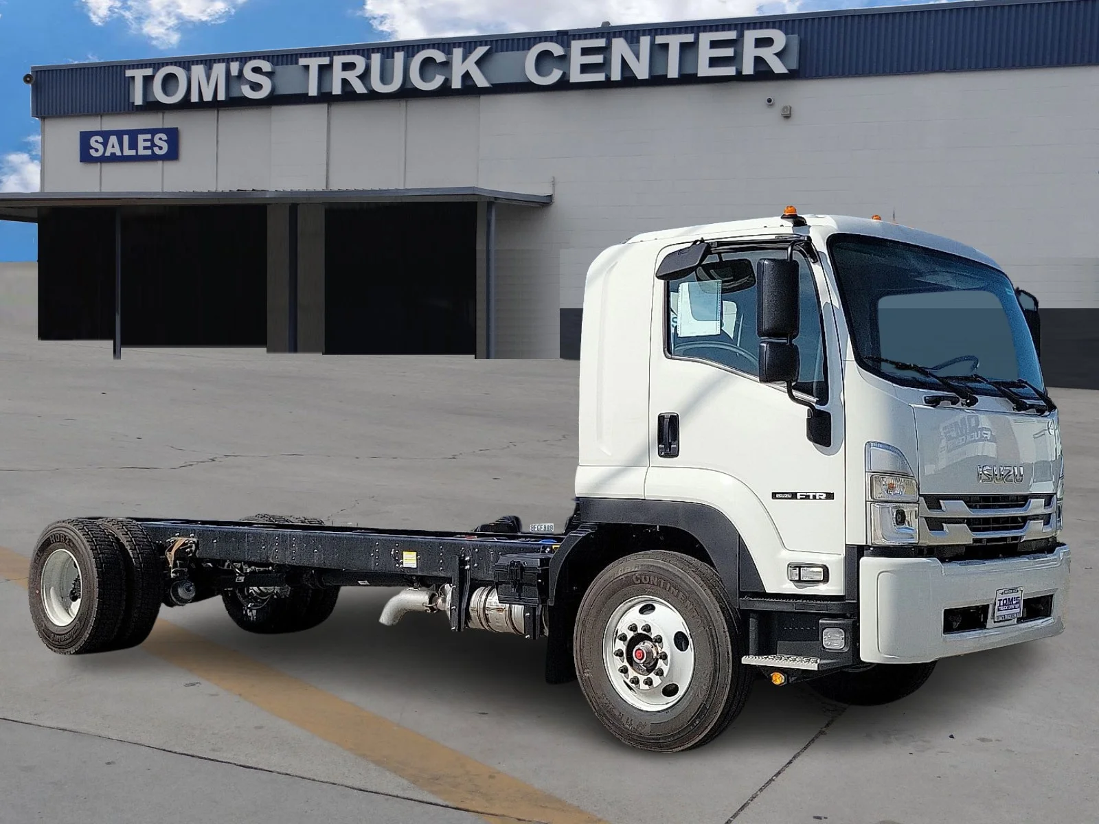 2026 Isuzu FTR's photo