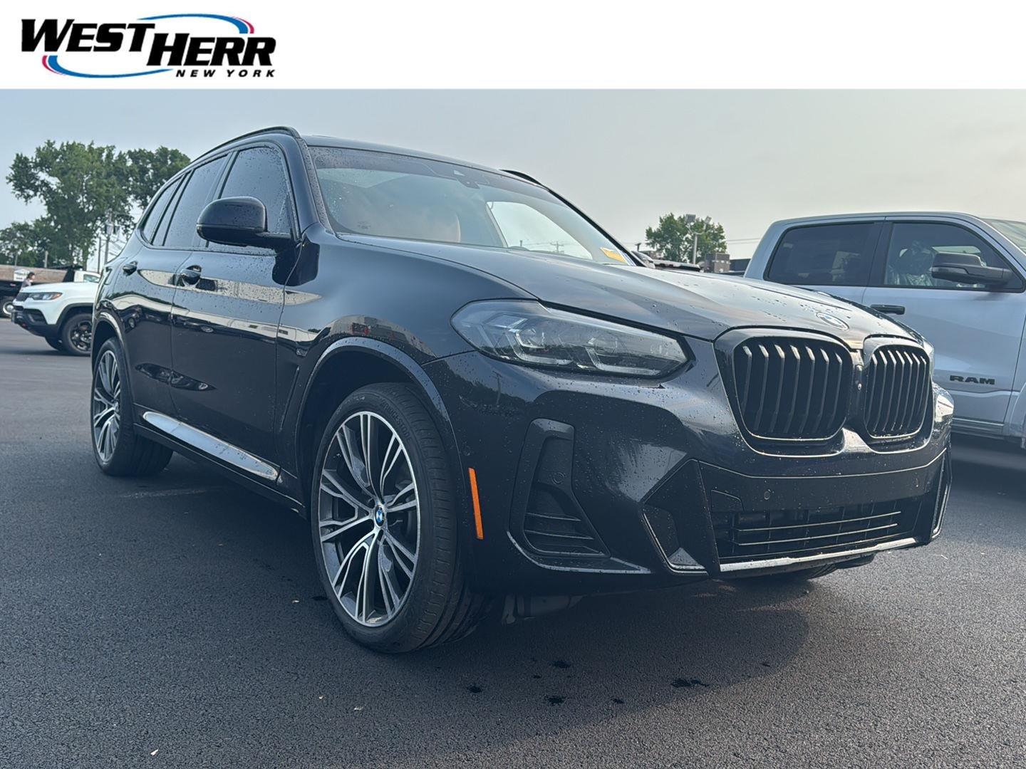 Used 2024 Carbon Black Metallic BMW xDrive30i image 1