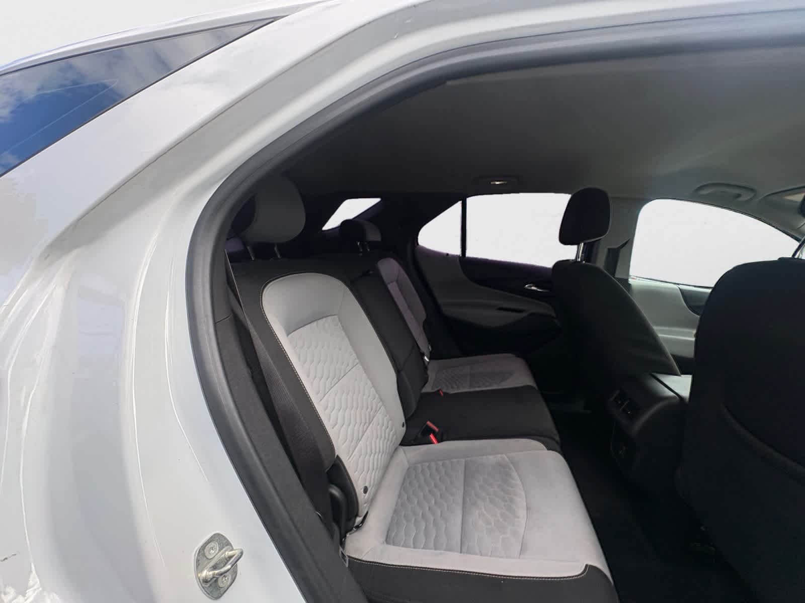 Used 2019 Summit White Chevrolet LS image 23