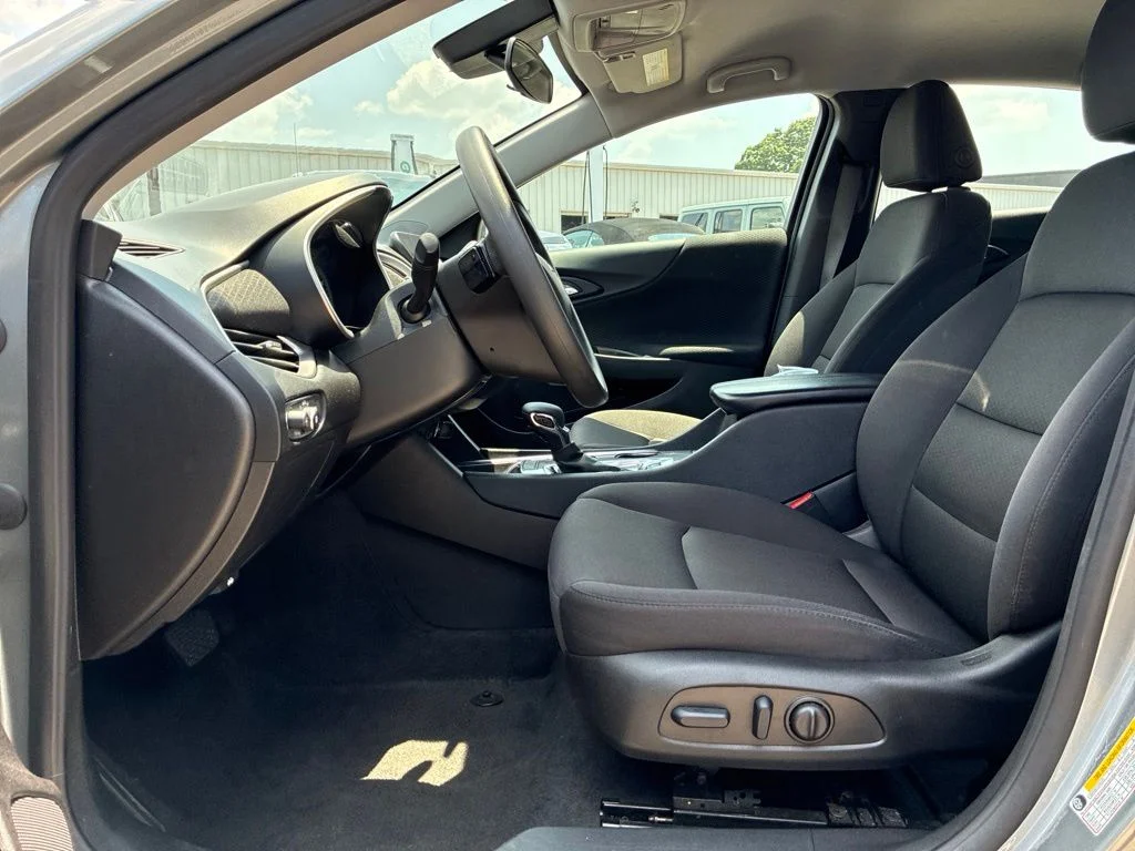 Used 2024 Gray Chevrolet LT image 11