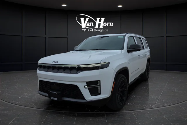 New 2026 Bright White Clear-Coat Exterior Paint Jeep Limited Reserve image 7