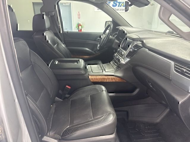 Used 2020 Silver Chevrolet Premier image 24