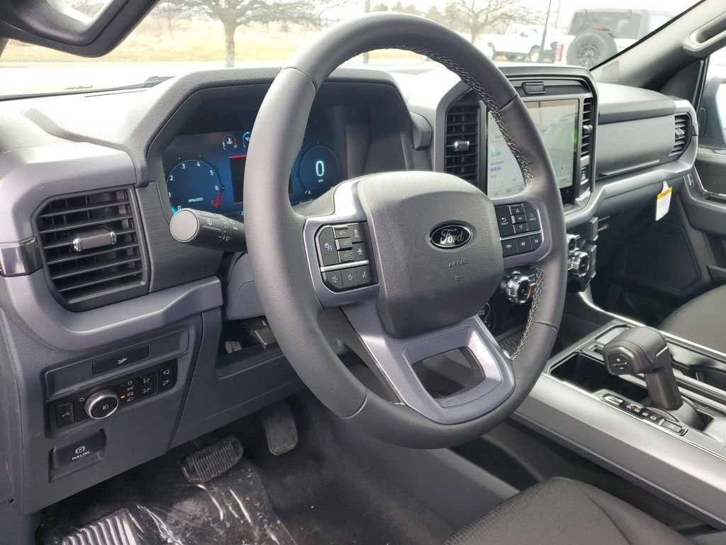 2026 Ford F-150 XLT - Photo 7