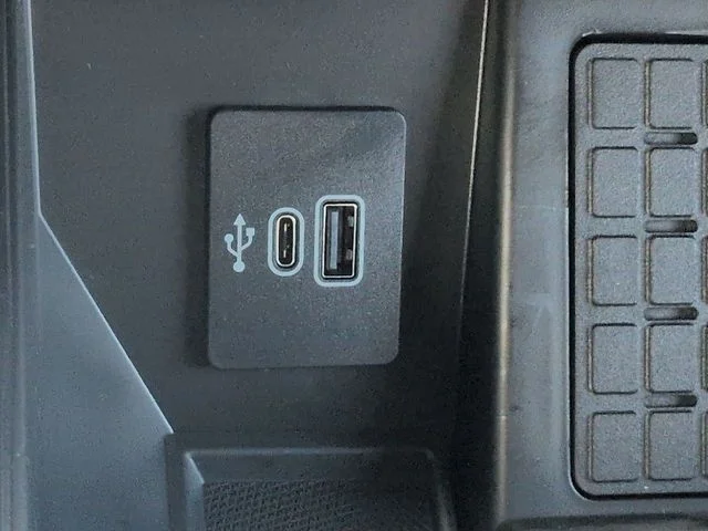 New 2026 Avalanche Ford Platinum® image 23