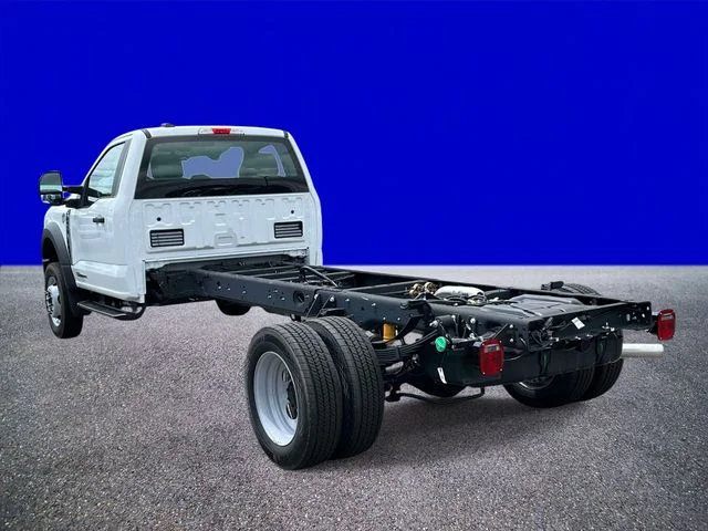 New 2026 Oxford White Ford F-450® XL image 5
