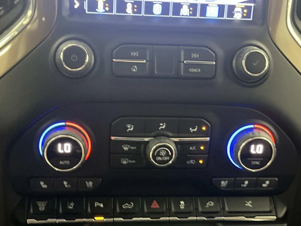 Used 2022 Northsky Blue Metallic Chevrolet High Country image 22