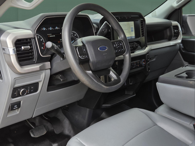 Used 2022 White Ford XL image 22