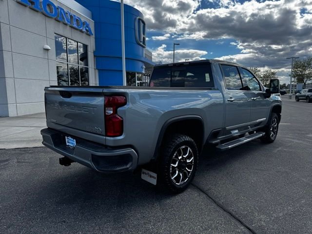 Used 2024 Slate Gray Metallic Chevrolet High Country image 5
