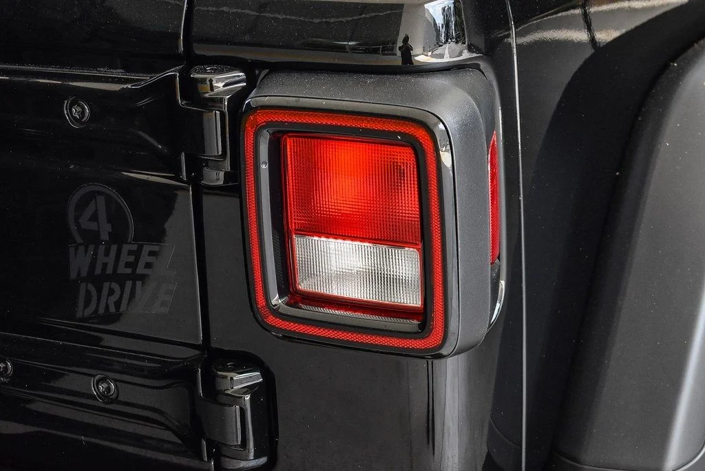 2025 Jeep Wrangler 4-Door Willys - Photo 7