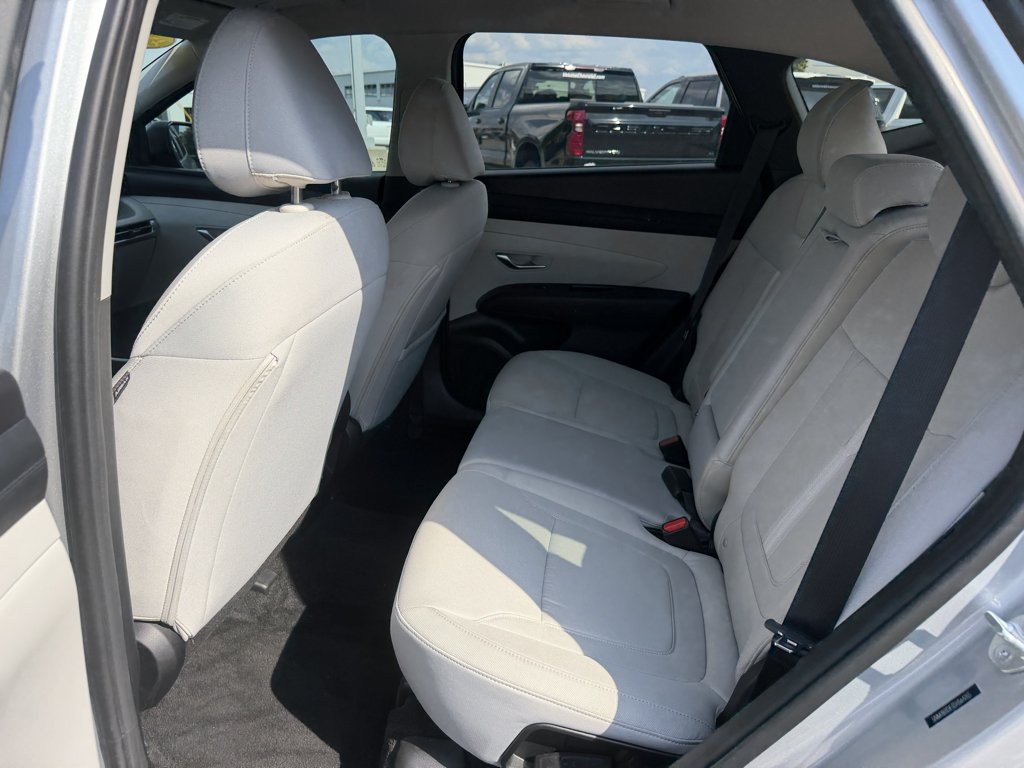 Used 2025 Silver Hyundai SEL image 20