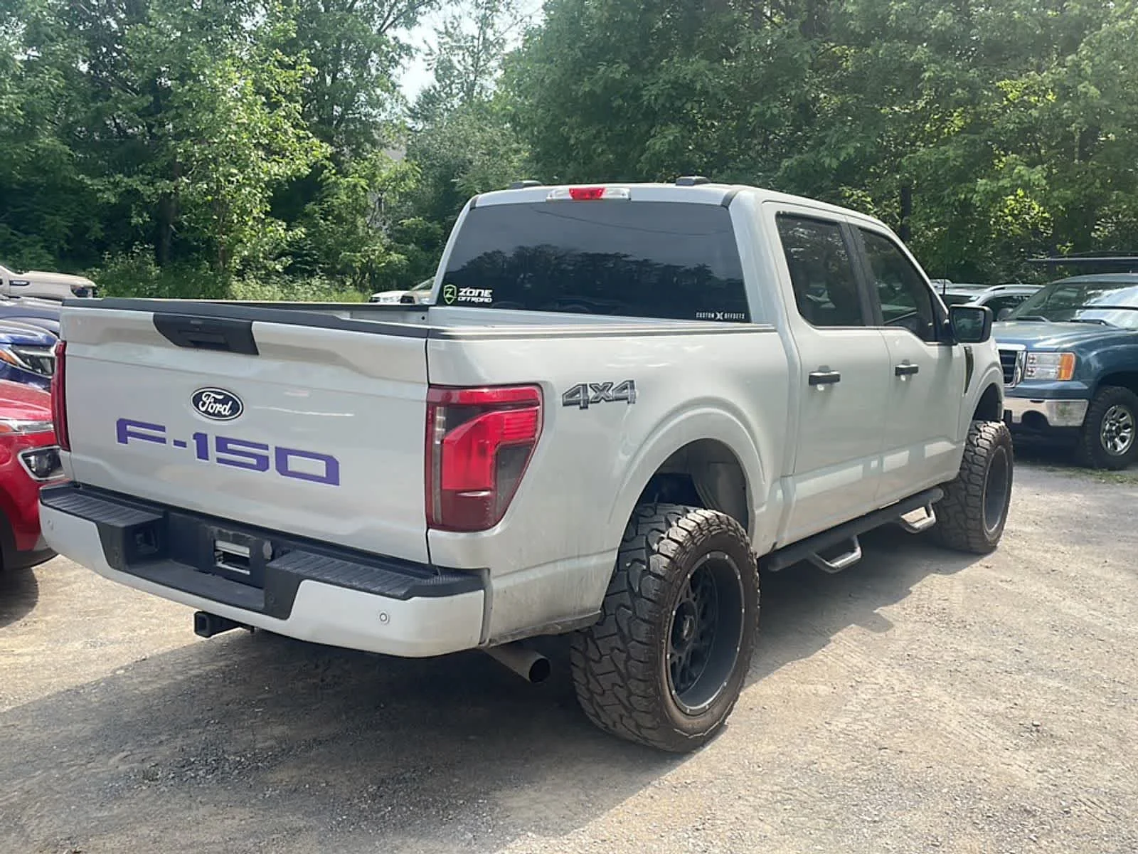 Used 2024 Avalanche Ford STX image 8