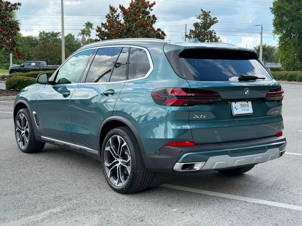 Used 2026 Blue BMW xDrive40i image 3