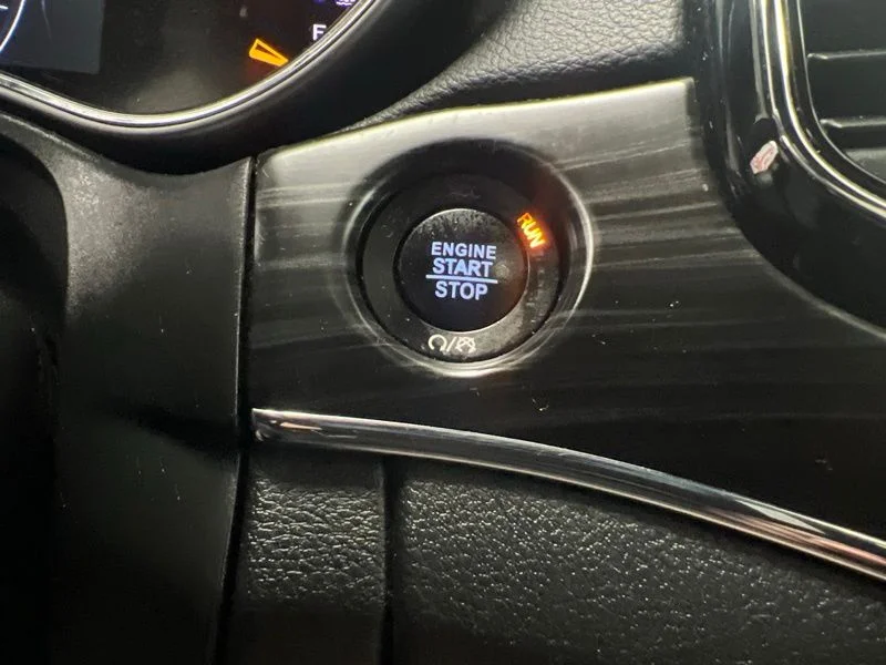 Used 2020 White Jeep Limited image 27