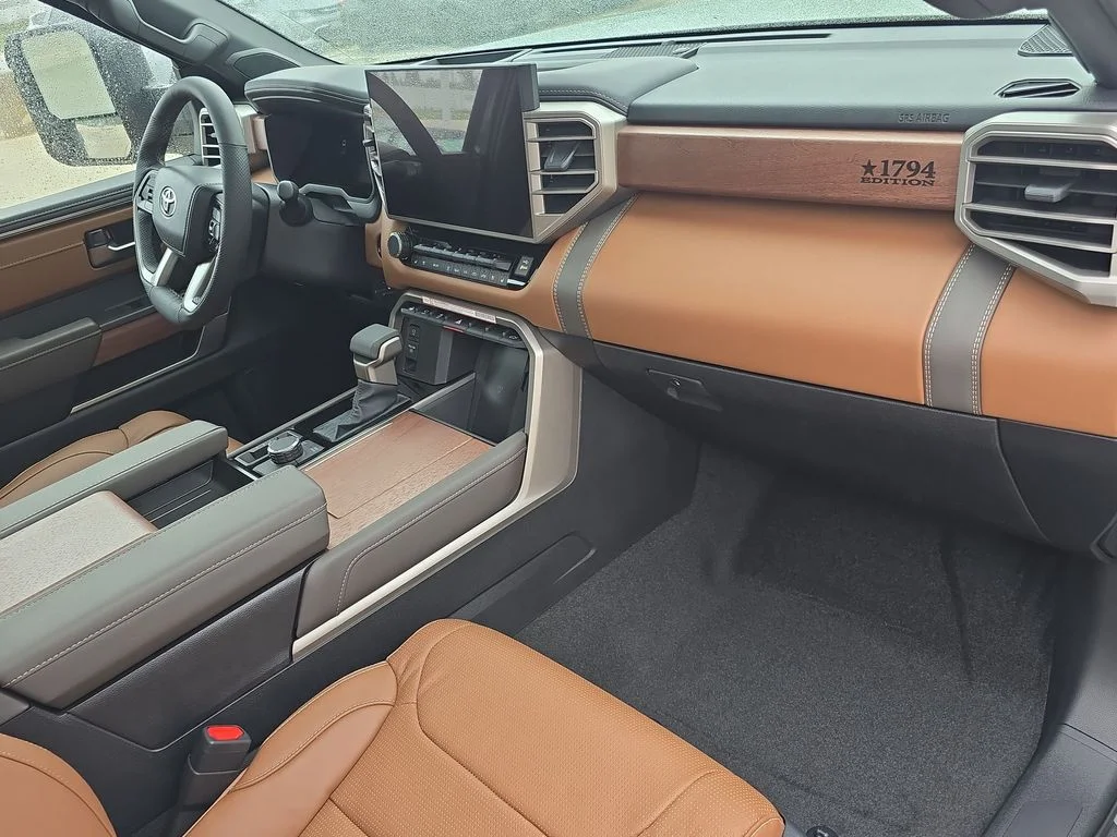 2026 Toyota Tundra 1794 Edition - Photo 39
