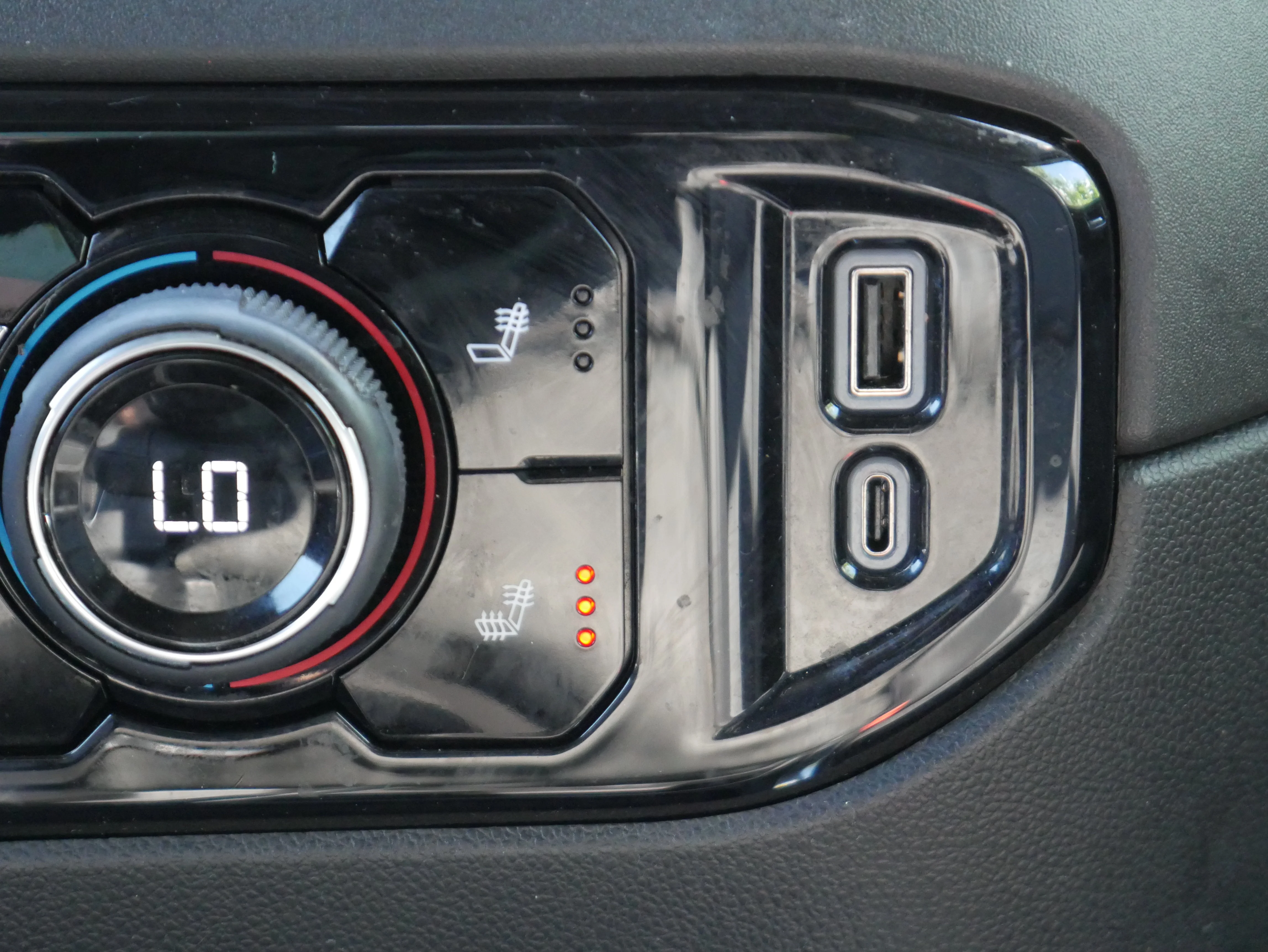 2024 Chevrolet Silverado 1500 RST - Photo 22
