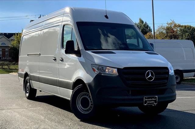 2026 Mercedes-Benz Sprinter 2500 170 WB High Roof's photo