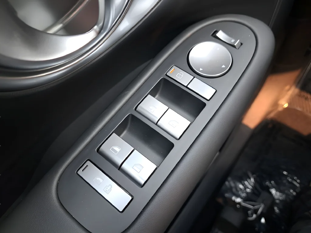 New 2026 Gray Hyundai SE image 25