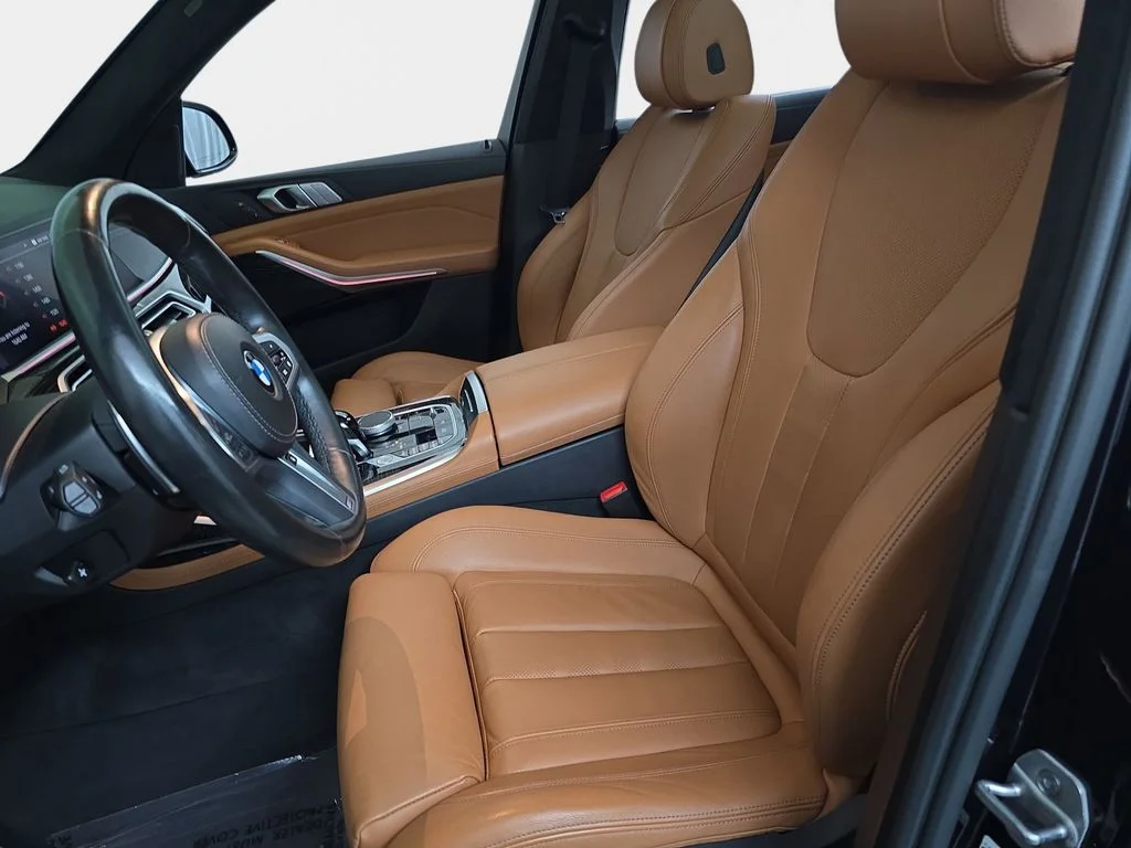 Used 2022 Black BMW xDrive40i image 18