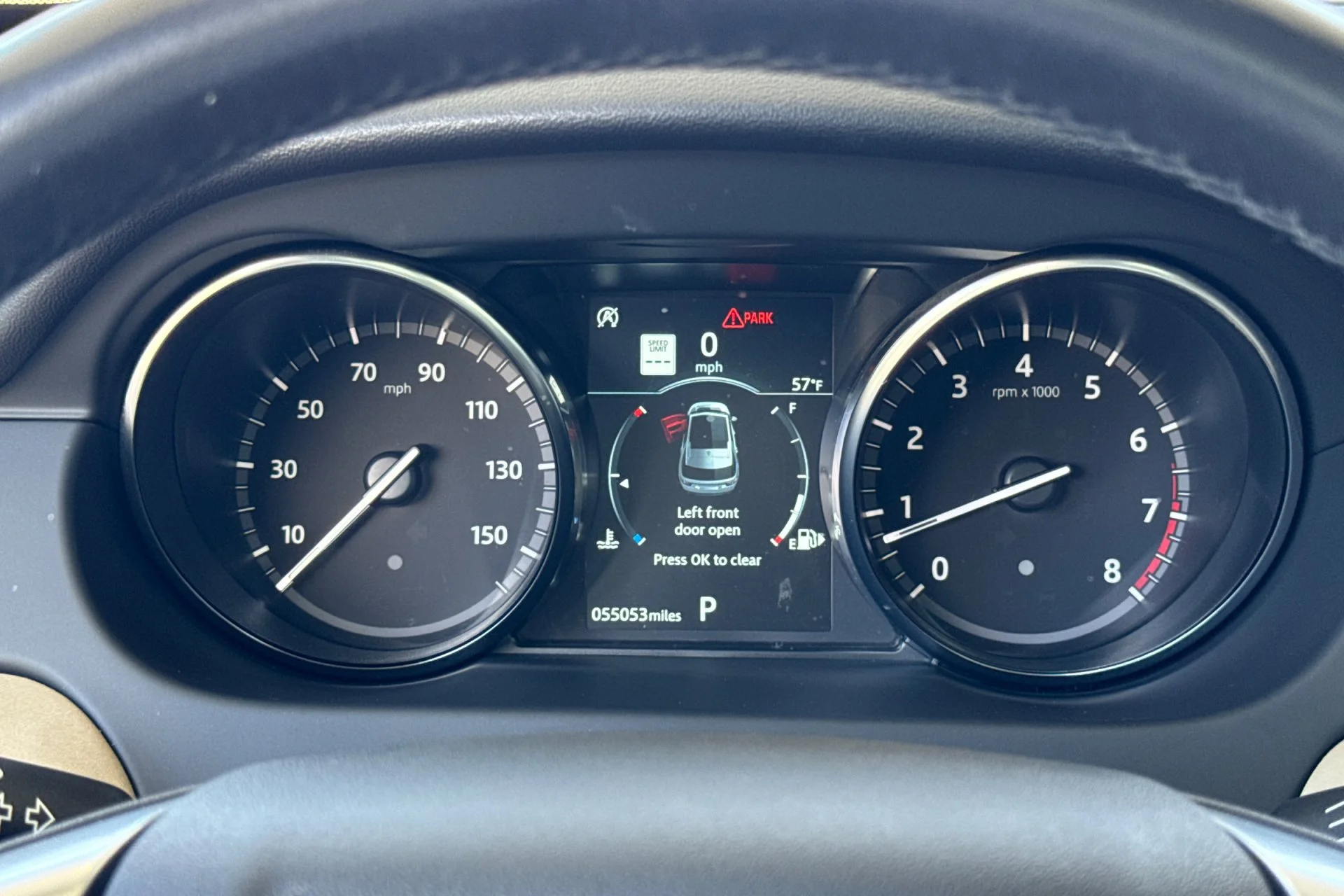 Used 2019 Narvik Black Land Rover HSE image 26