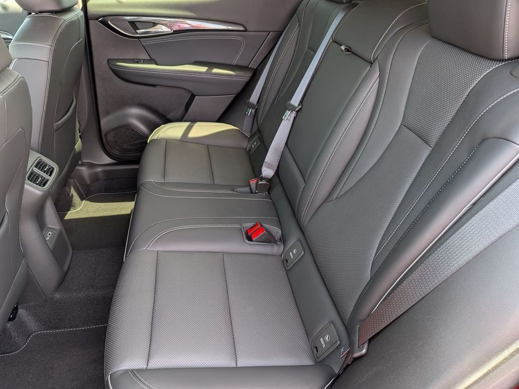 Used 2023 Red Buick Essence image 36