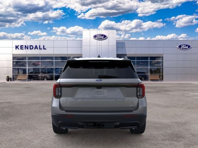 New 2026 Gray Metallic Ford ST-Line image 5