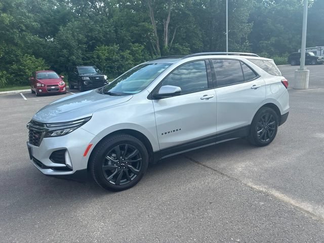 Used 2022 Chevrolet Equinox RS with VIN 3GNAXWEV9NS182490 for sale in Kansas City