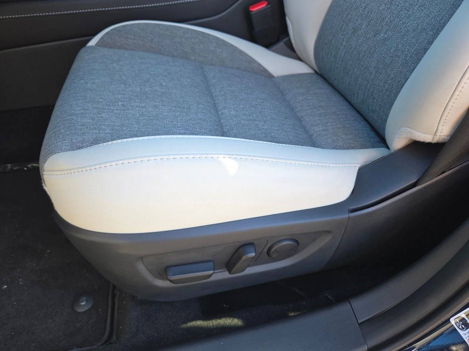 New 2026 Deep Crystal Blue Mica Mazda 2.5 S Aire Edition image 14