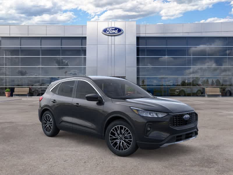 Used 2025 Agate Black Ford PHEV image 13