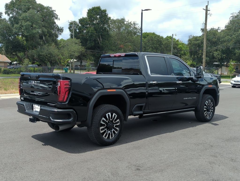 Used 2025 Black GMC Denali Ultimate image 7