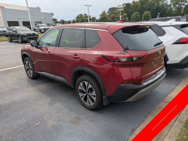 Used 2023 Red Nissan SV image 4