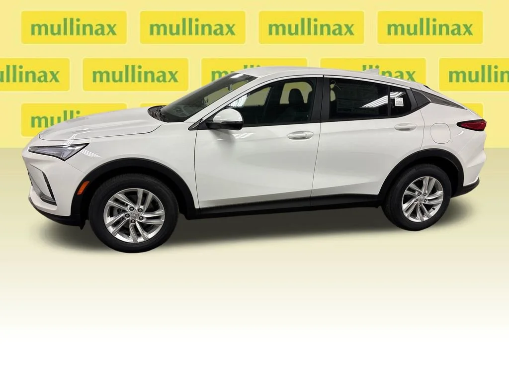 New 2026 Summit White Buick Preferred image 8