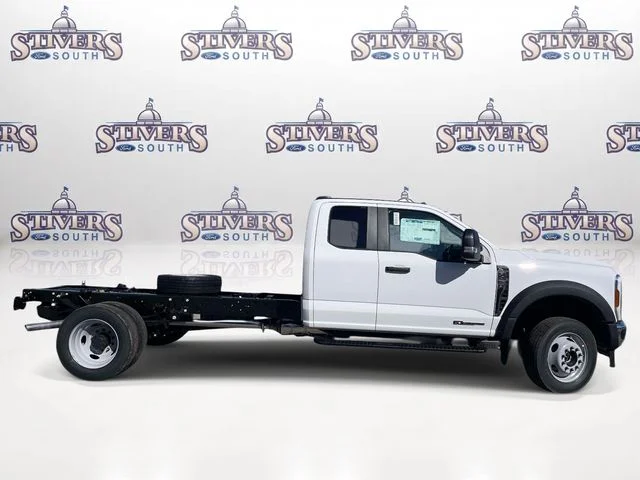 New 2026 White Ford XL image 2