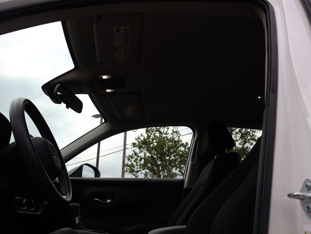 Used 2024 White Honda LX image 30