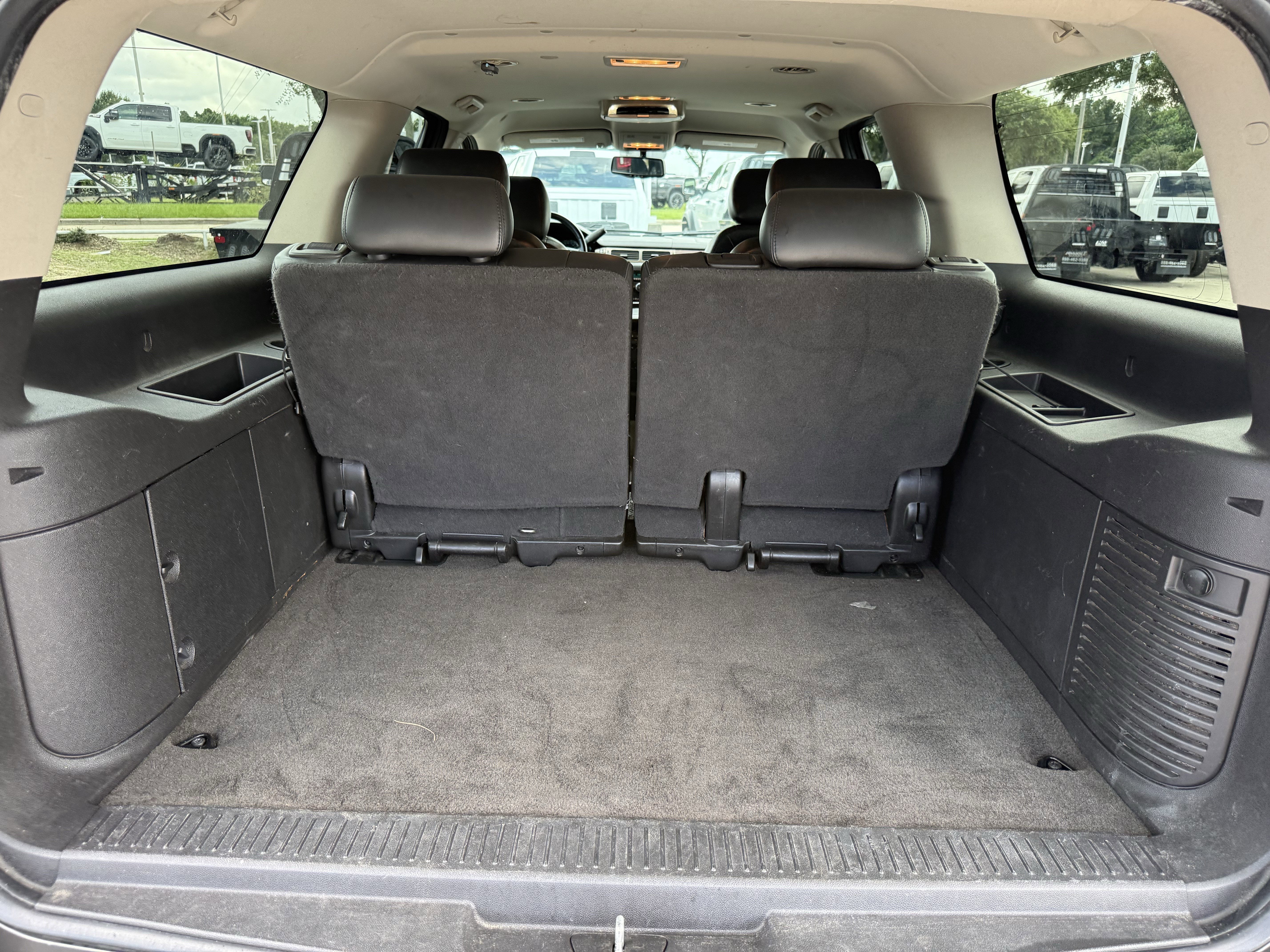 Used 2010 Taupe Gray Metallic Chevrolet LT image 28