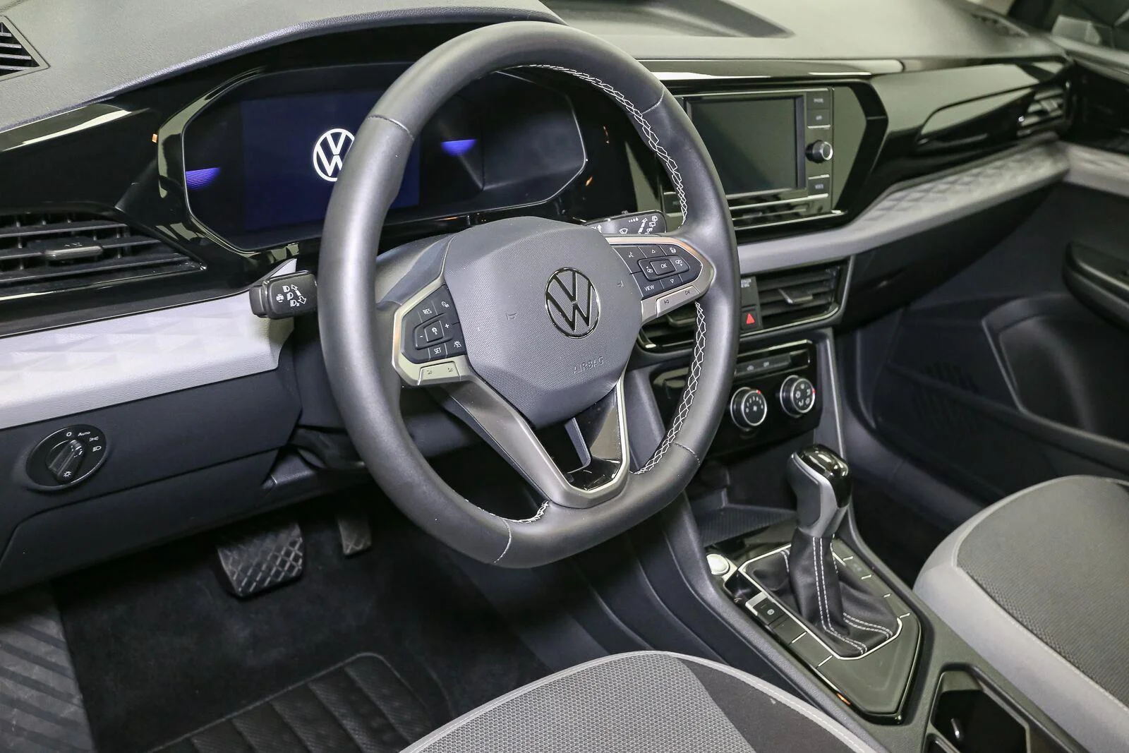 Certified Used 2024 Pyrite Silver Metallic Volkswagen S image 23