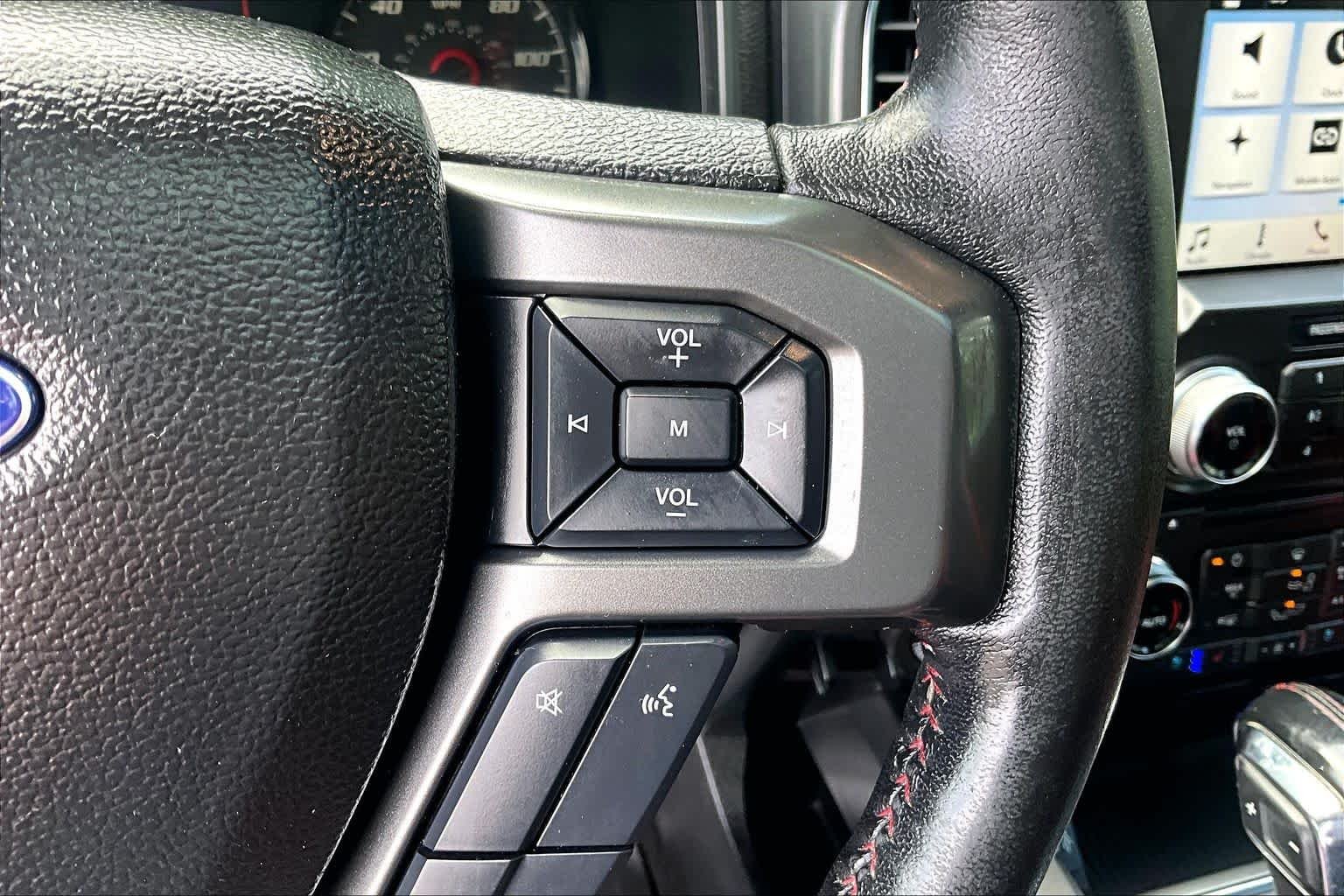Used 2018 Oxford White Ford LARIAT image 24