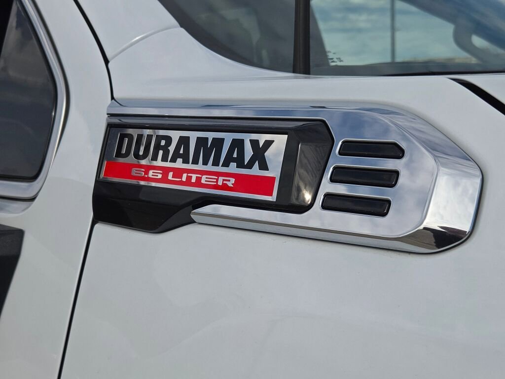 New 2026 Glacier White Tricoat GMC Denali image 5