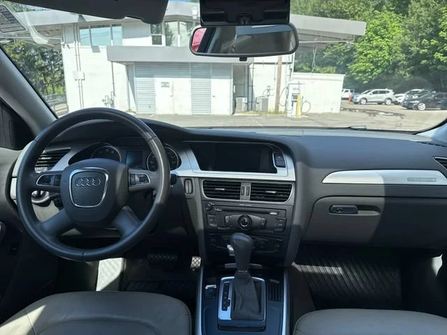 Used 2010 Meteor Gray Pearl Effect Audi 2.0T Premium image 10