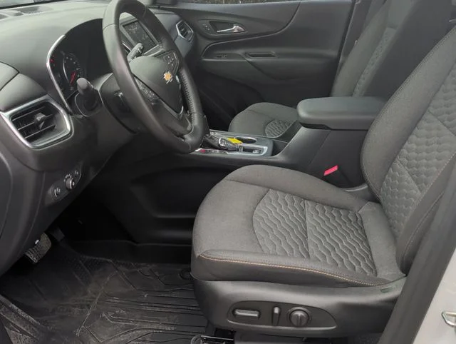 Used 2020 White Chevrolet LT image 21